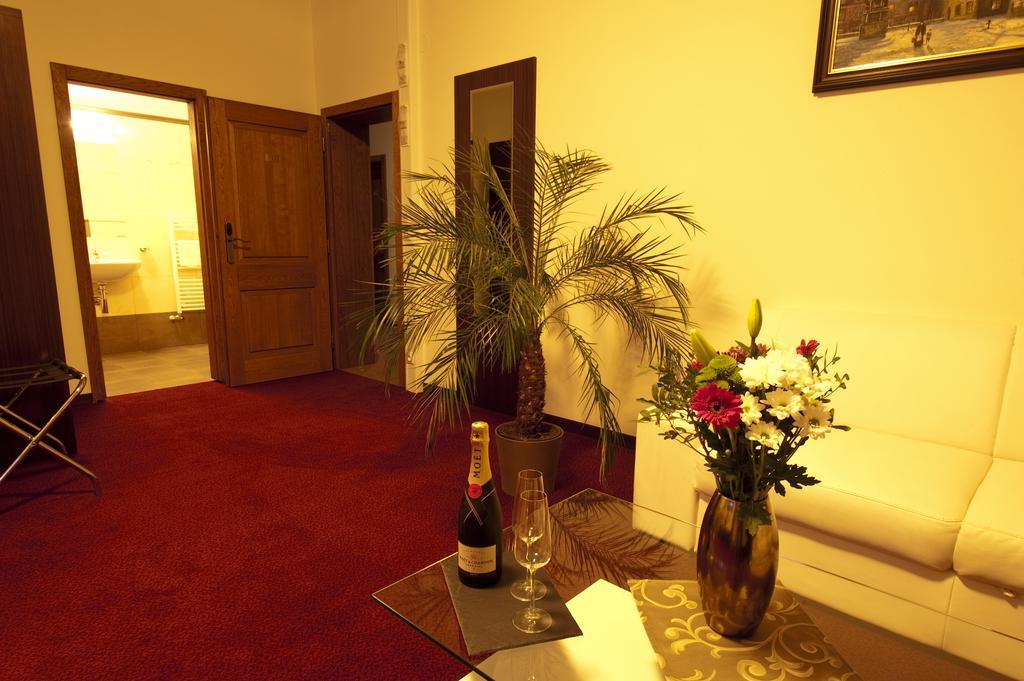 Hotel Princess Lednice Quarto foto
